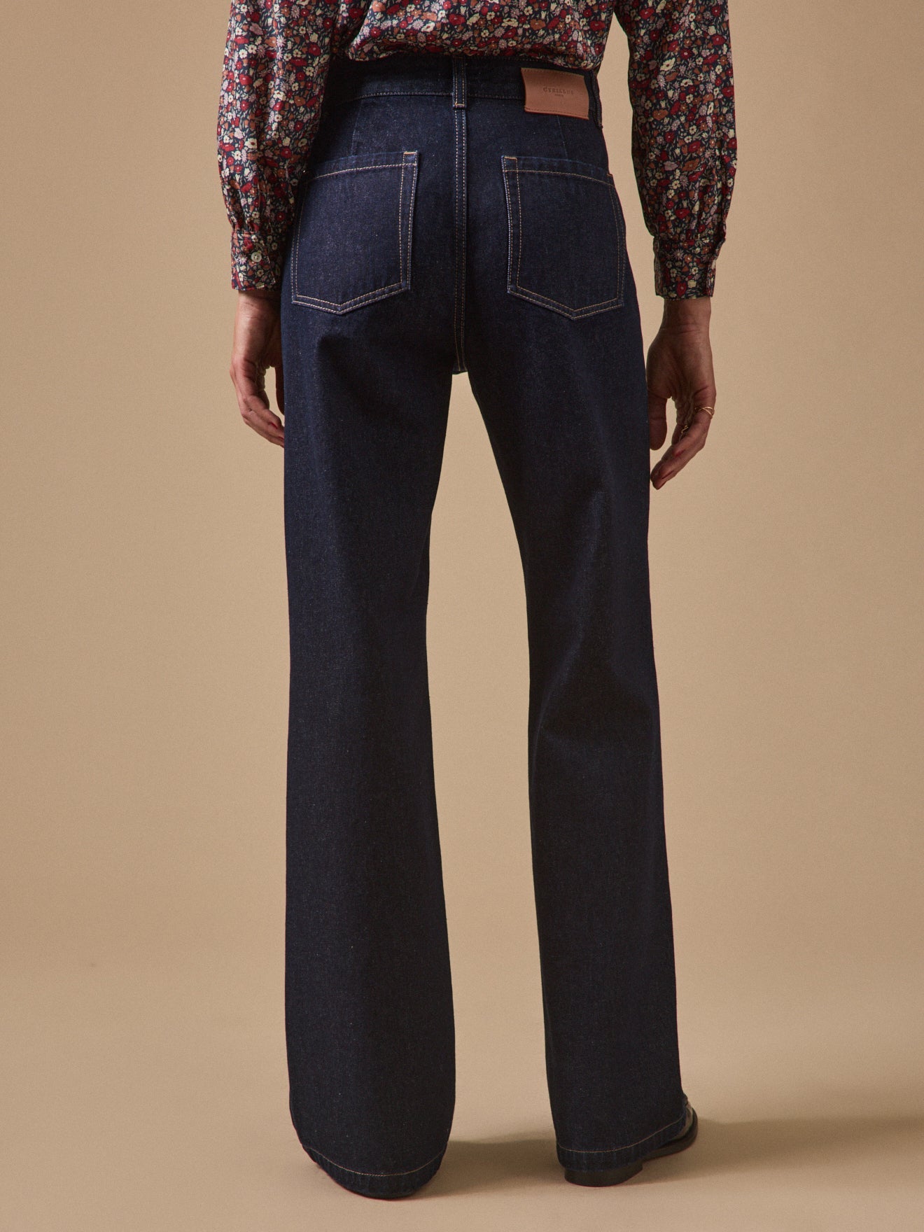 Jean flare femme en denim de coton brut, denim brut – vue 2