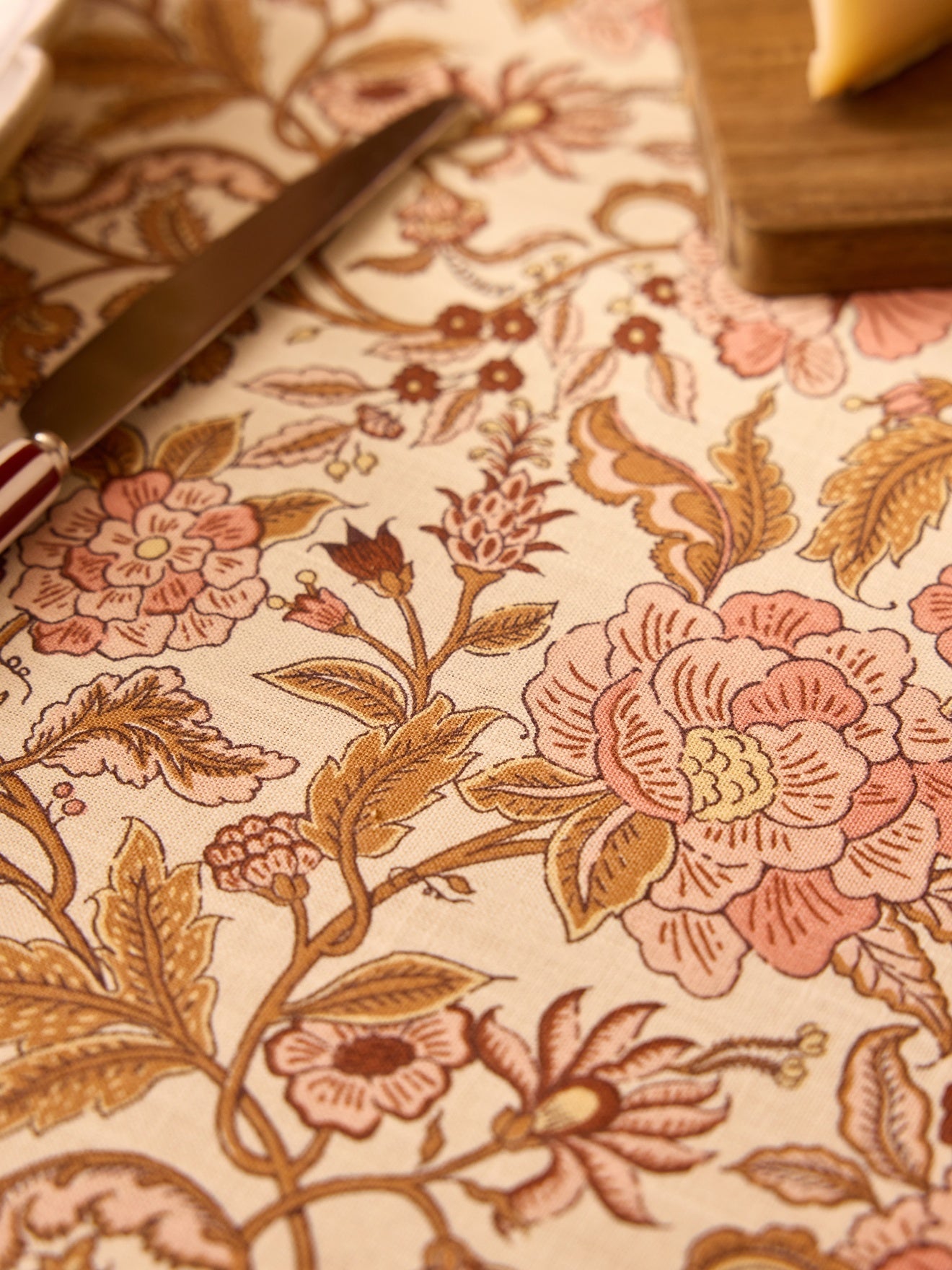 Nappe imprimée en coton mélangé – caramel, caramel – vue 2