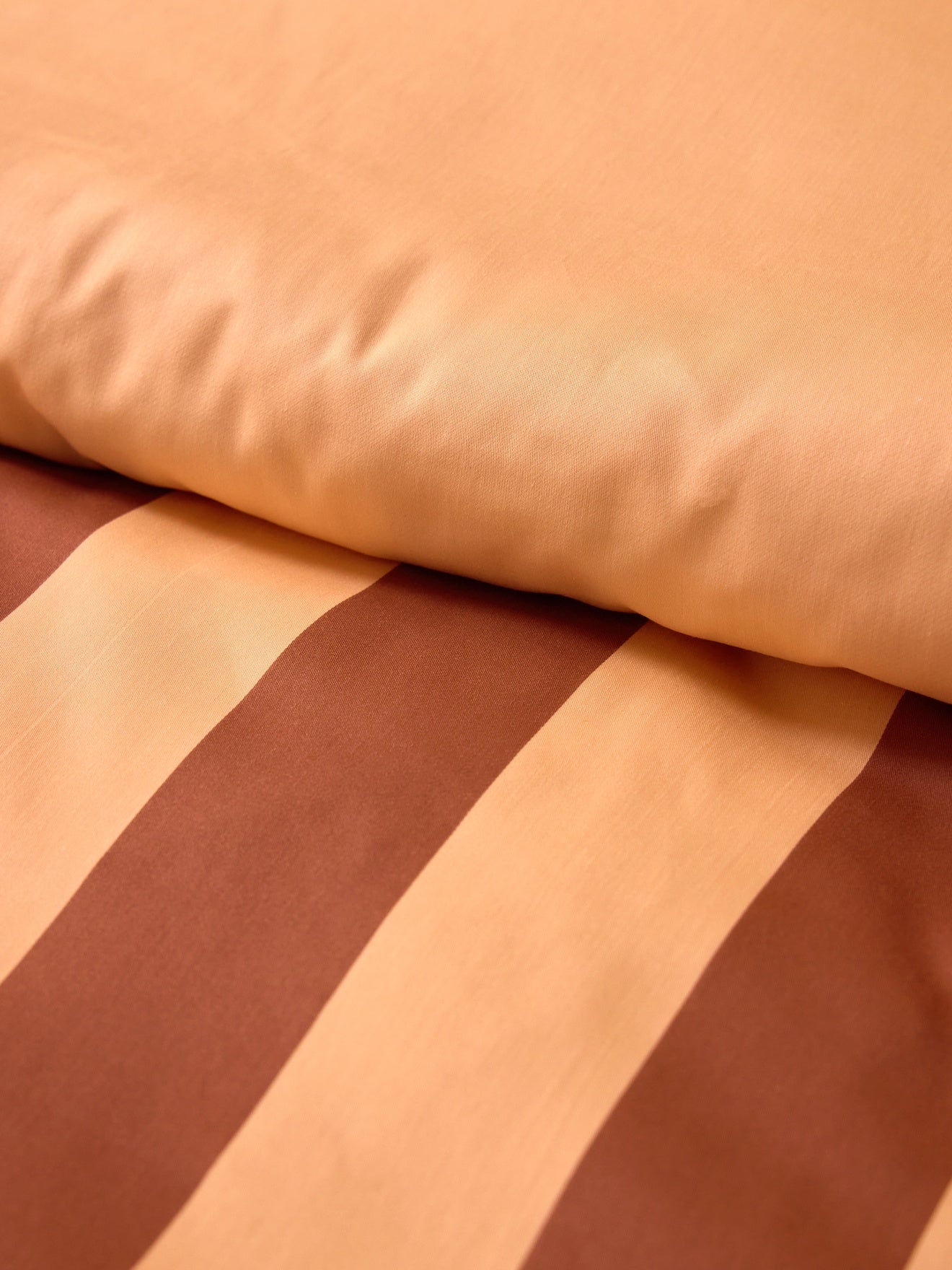 Housse de couette en satin de coton à larges rayures, rayures rose et marron – vue 3