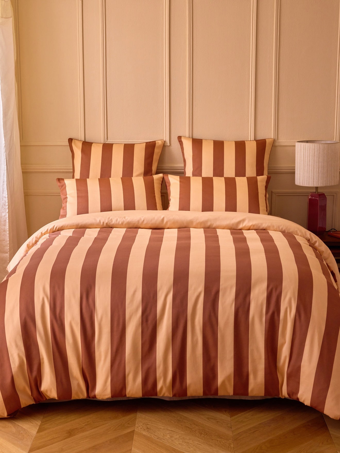 Housse de couette en satin de coton à larges rayures, rayures rose et marron – vue 1