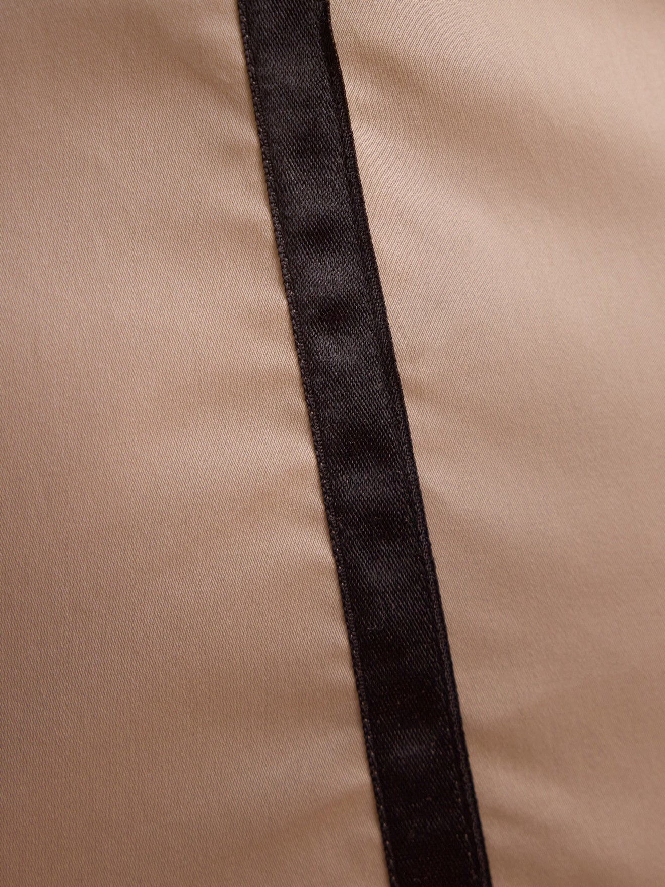 Housse de couette en satin de coton à bordure – grège et noir, grège et noir – vue 4