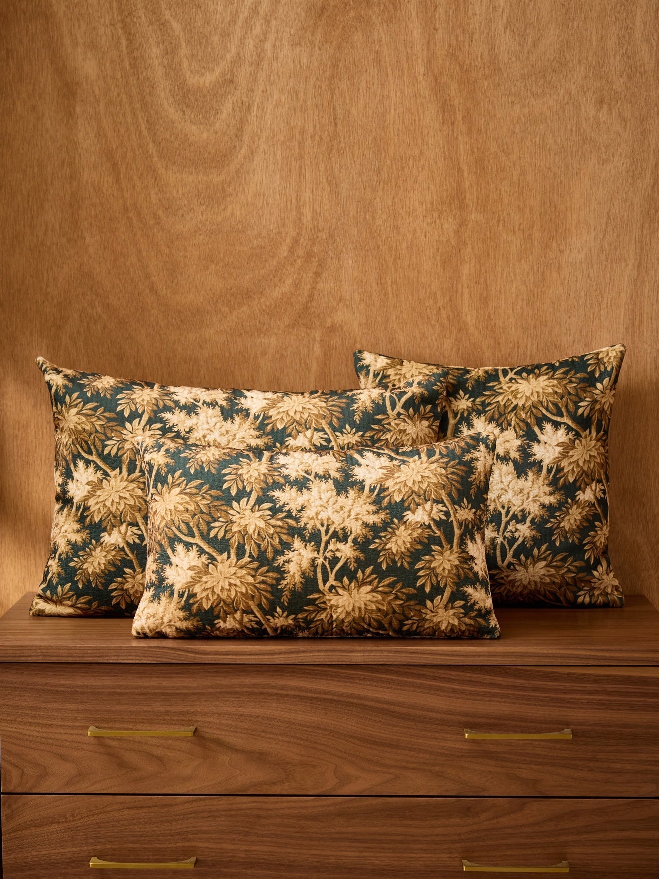 Housse de coussin imprimée en coton – 30 × 50 cm, motif floral – vue 2