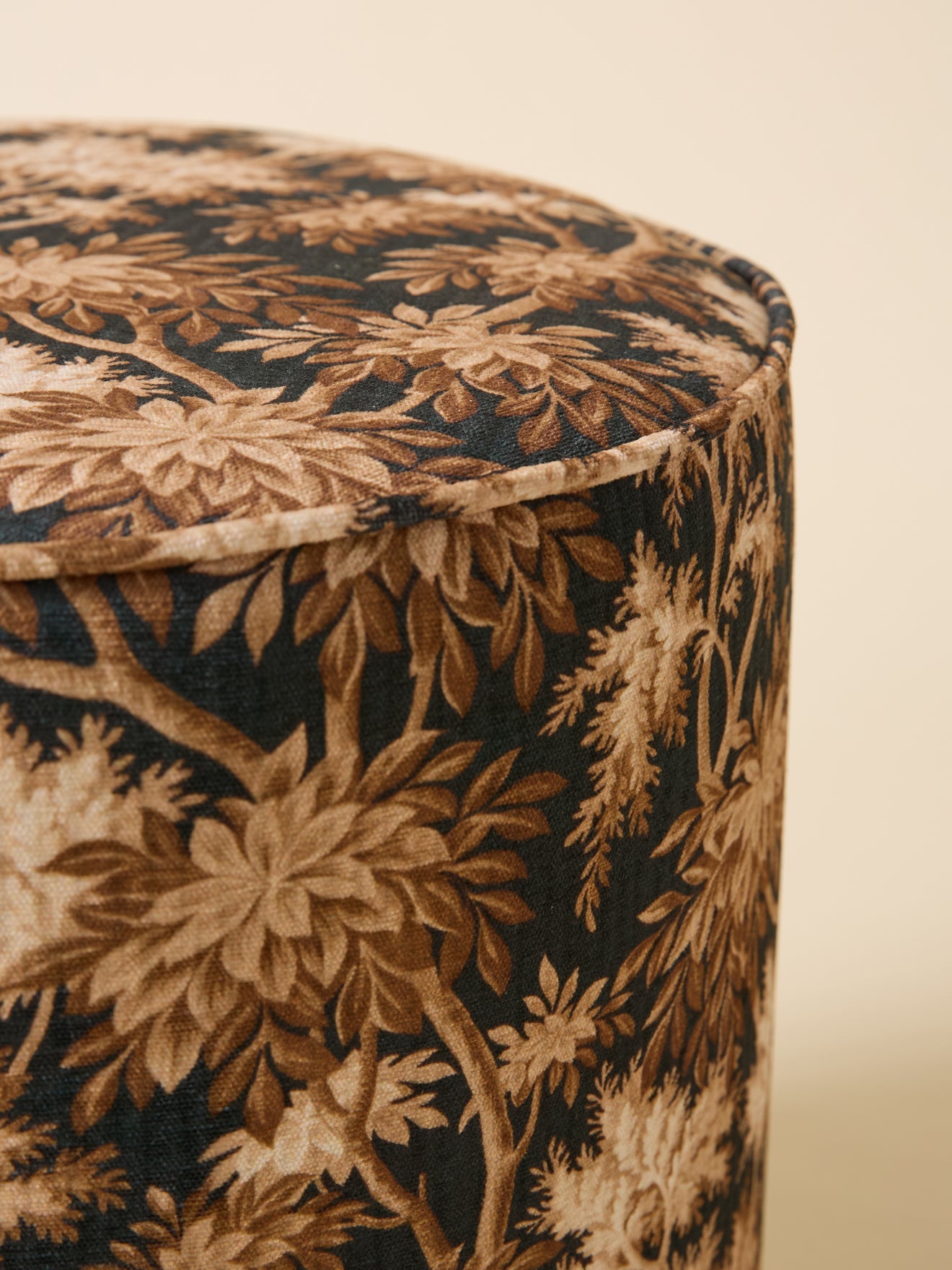 Pouf tapissier à motif floral, motif floral – vue 2