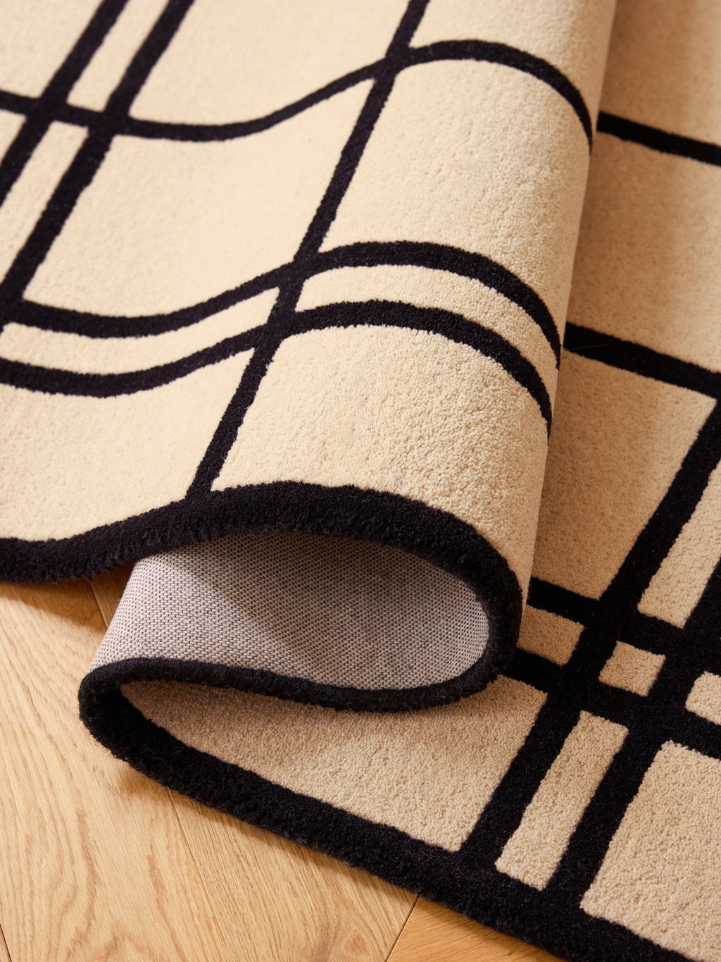 Tapis à carreaux – 120 × 180 cm, carreaux noir et beige – vue 4