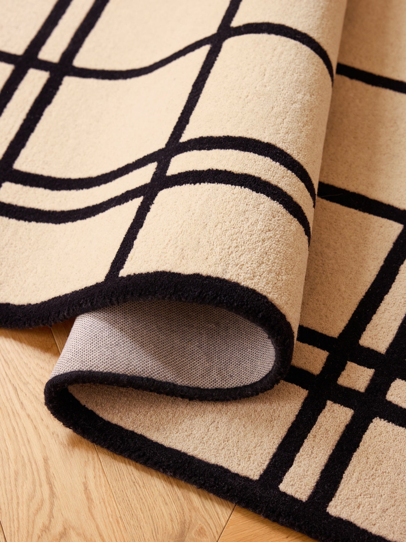 Tapis à carreaux – 120 × 180 cm, carreaux noir et beige – vue 4