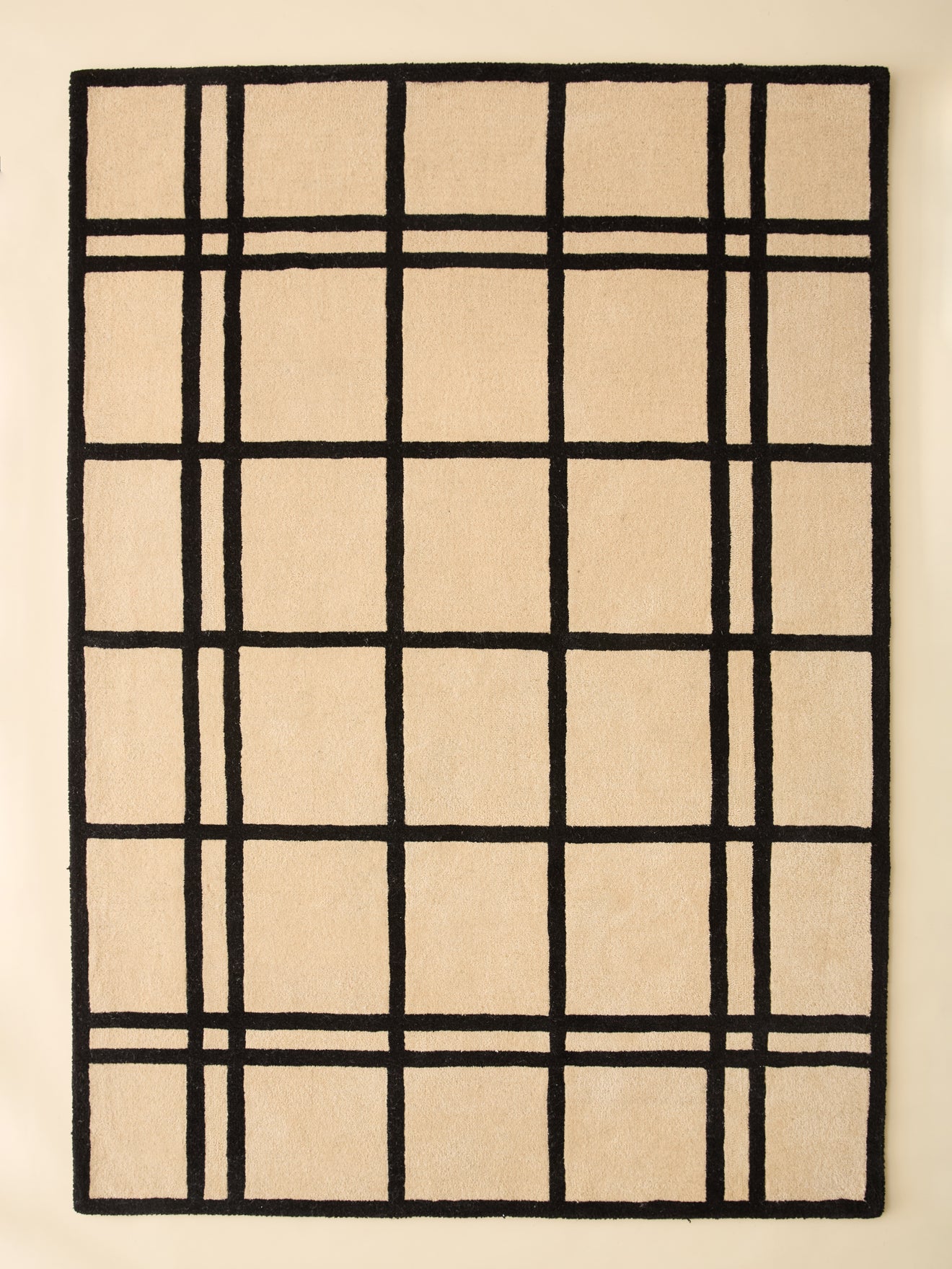 Tapis à carreaux – 160 × 230 cm, carreaux noir et beige – vue 1