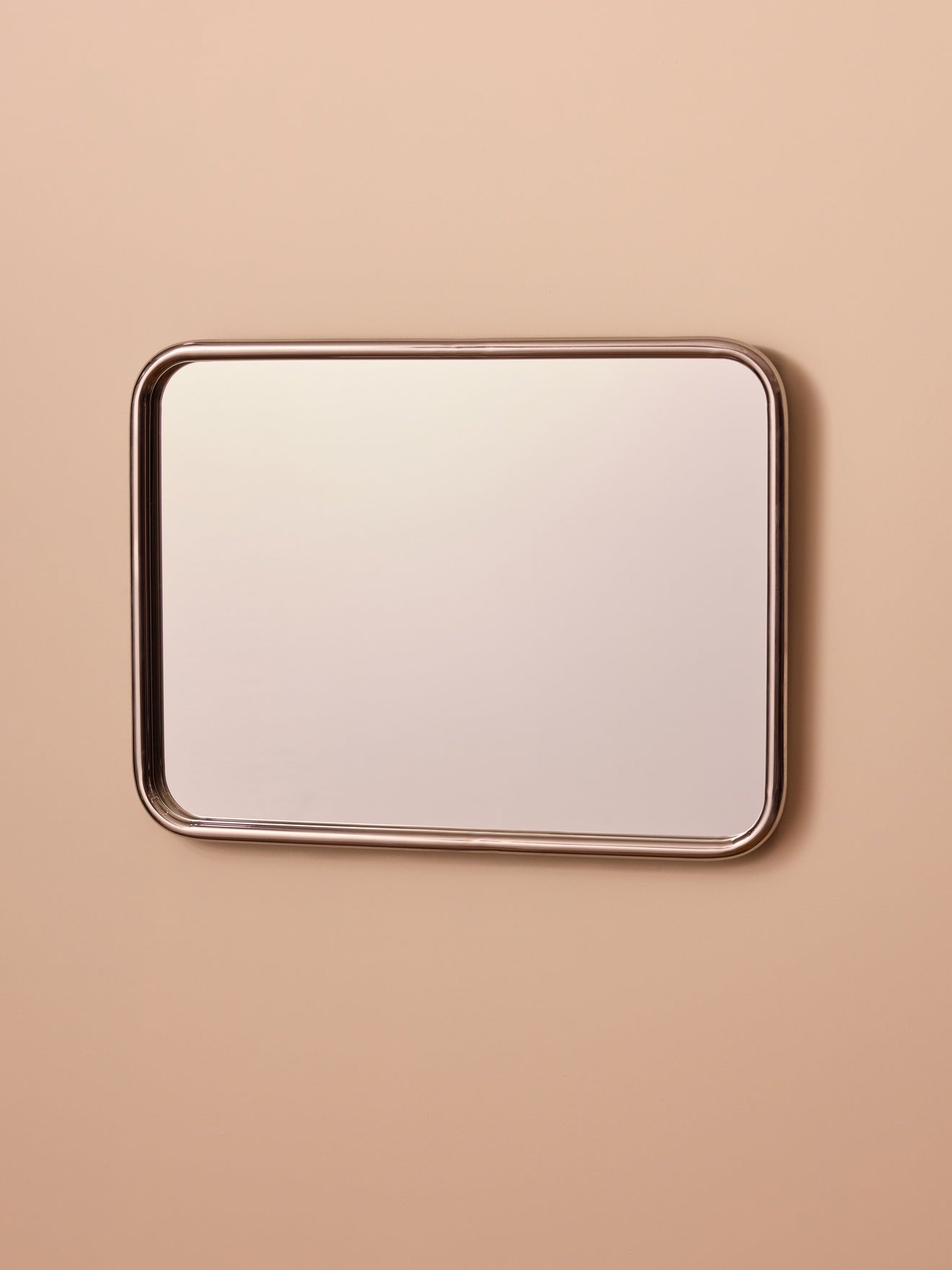 Miroir mural rectangulaire en acier inoxydable, argente – vue 1