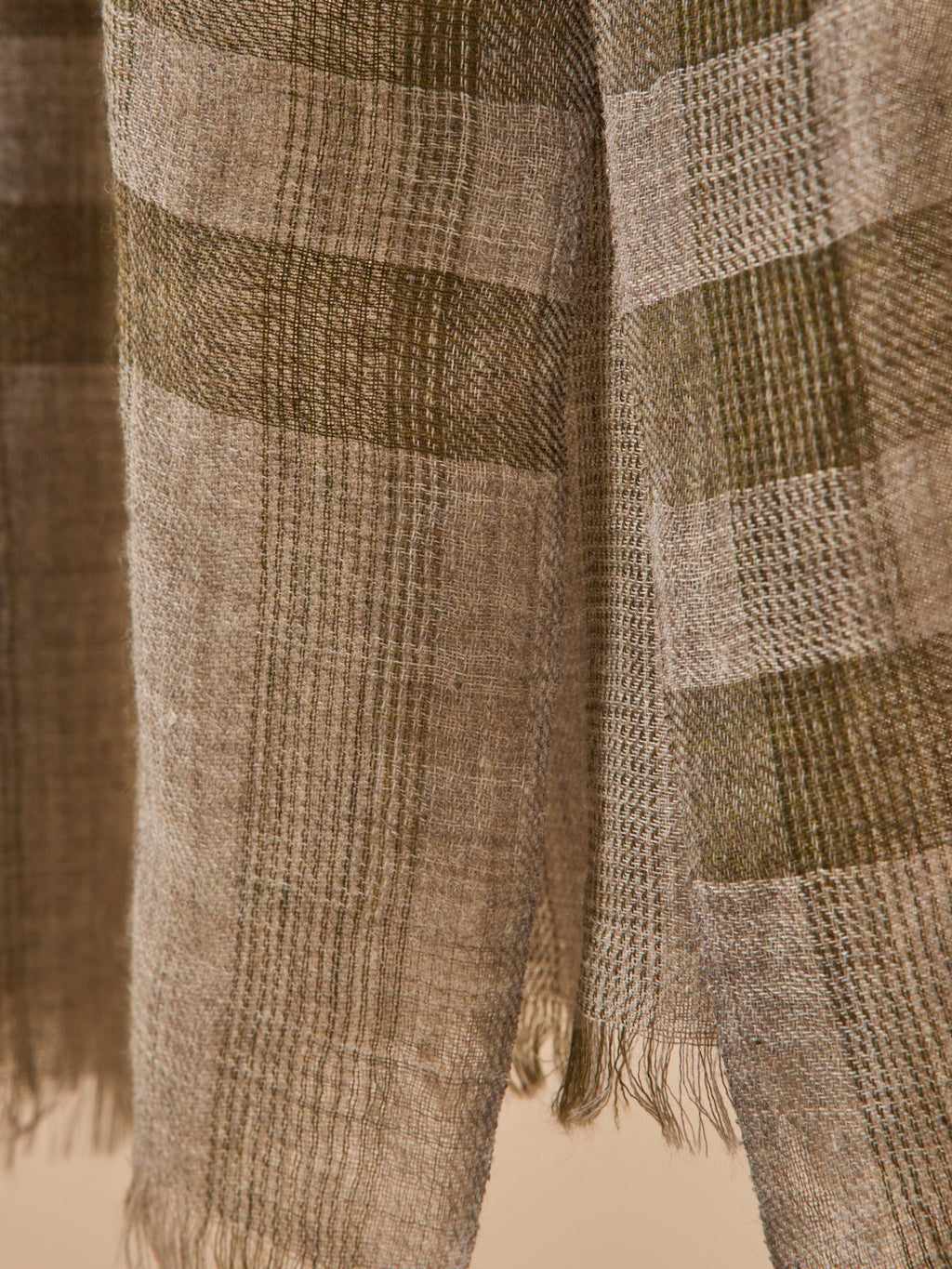 Écharpe adulte en twill de laine à carreaux – kaki, carreaux kaki – vue 4