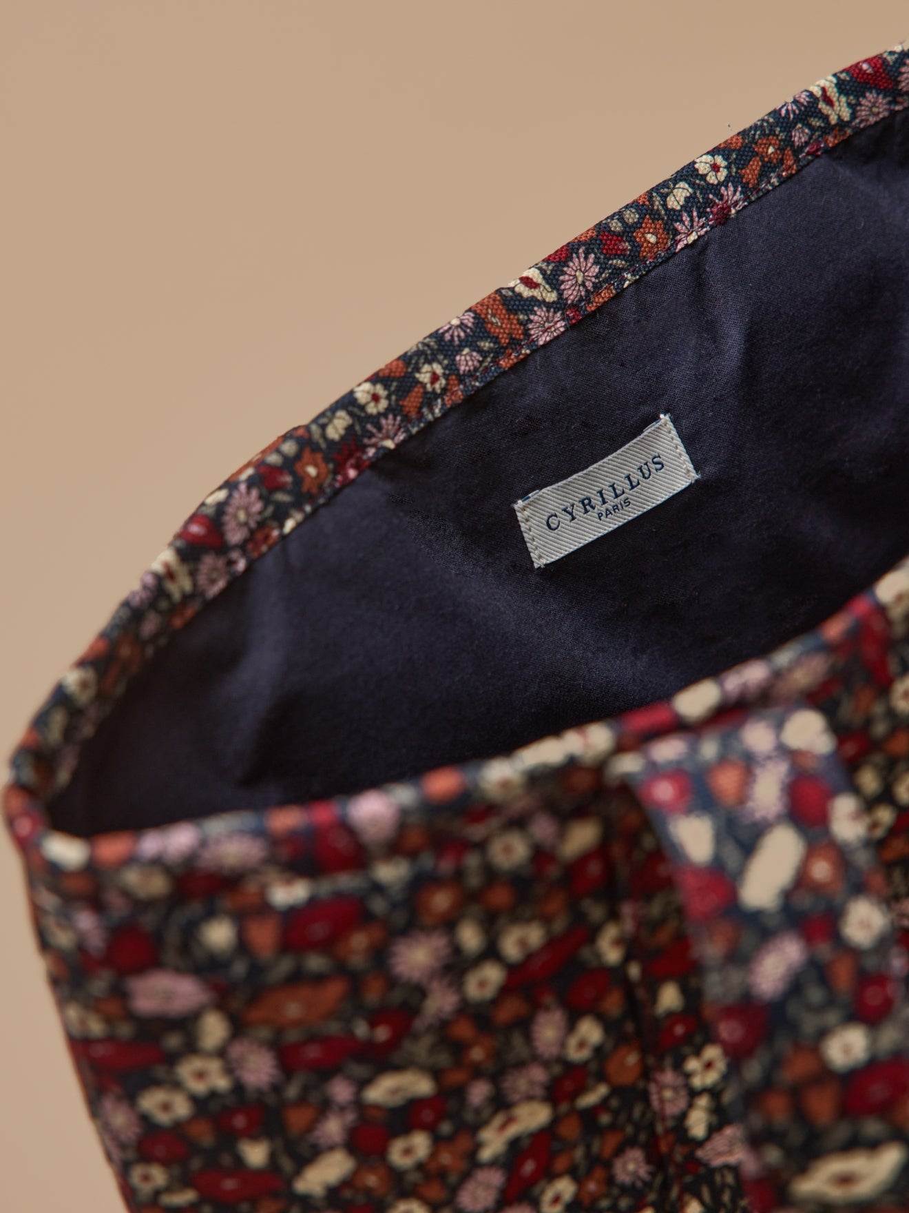 Sac cabas à motif floral – grand format, motif floral sombre – vue 5